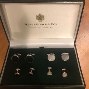 Henry Poole & Co Cufflink and Stud set